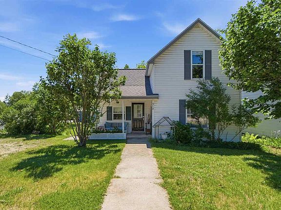 2nd image of 318 State St