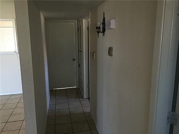 5th image of 3609 McConnell Ave