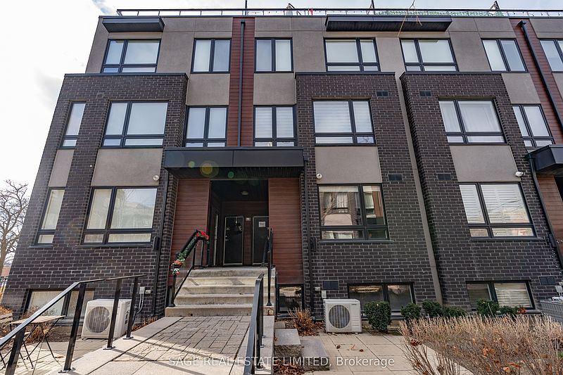 Toronto Townhouse for rent - 2 Bedrooms — photo 2