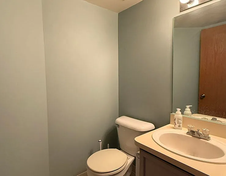 3025 Forest Creek Ct — Photo 6