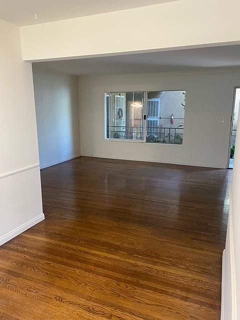 2nd image of 1245 N Hayworth Ave #6