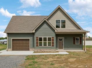 1108 Flippin Dr, Lafayette, TN 37083