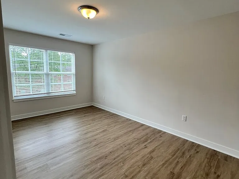 4238 Kugler Mill Rd — Photo 24