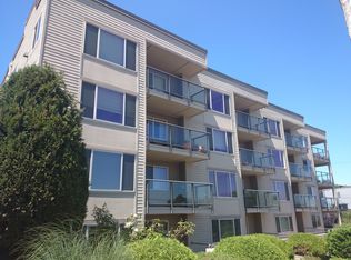 3507 SW Alaska St APT 11, Seattle, WA 98126