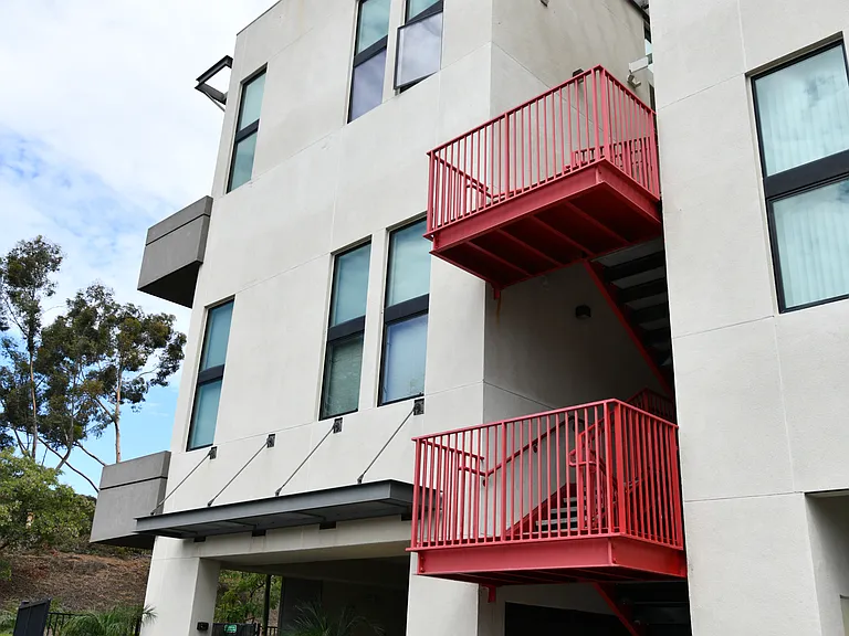 8465 Broadway #301 — Photo 26