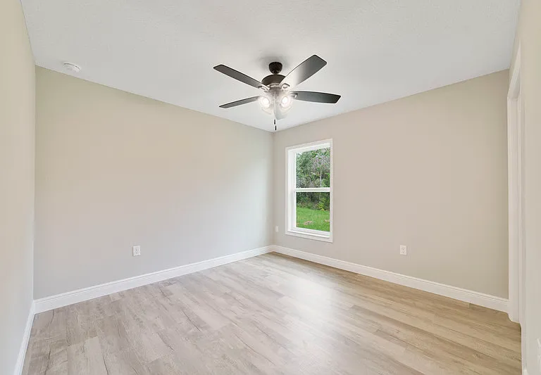339 W Goldcoast Pl — Photo 9