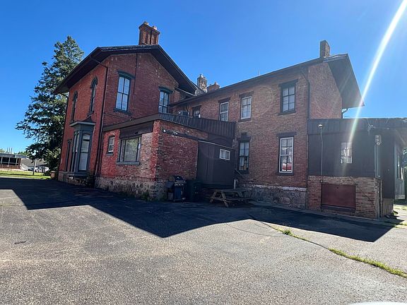 3rd image of 173 Capital Ave NE