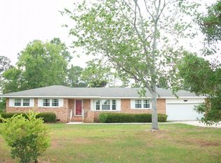 623 Pine Valley Dr, Wilmington, NC 28412