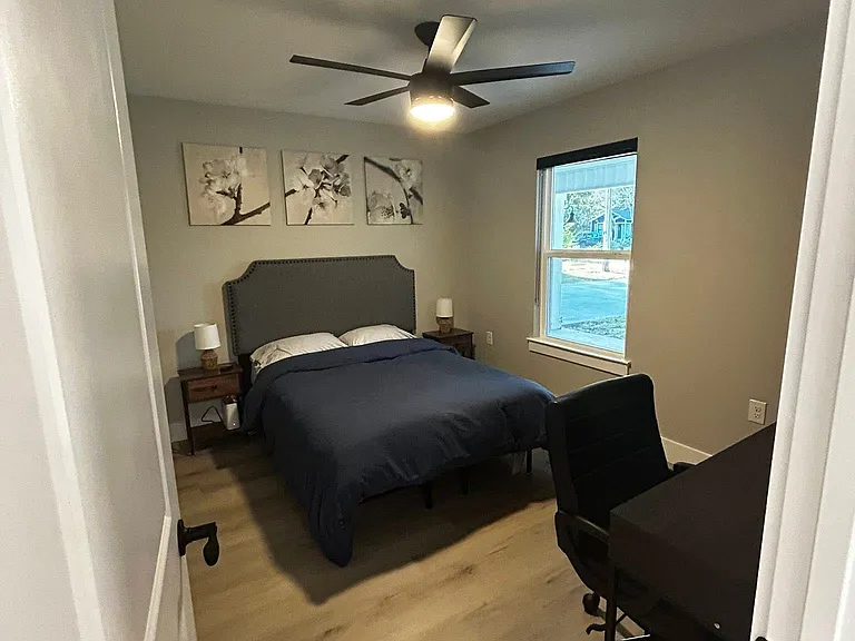 1403 Wilson Ave — Photo 14