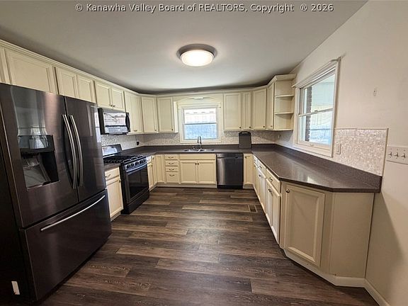 5th image of 11186 Elk River Rd N