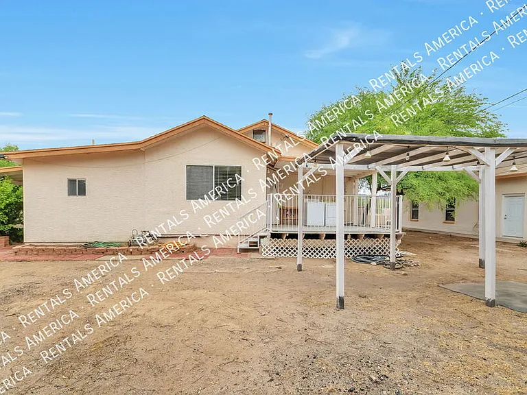 9011 W Floyd St — Photo 16