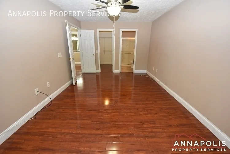 2052 Quaker Way #13 — Photo 11
