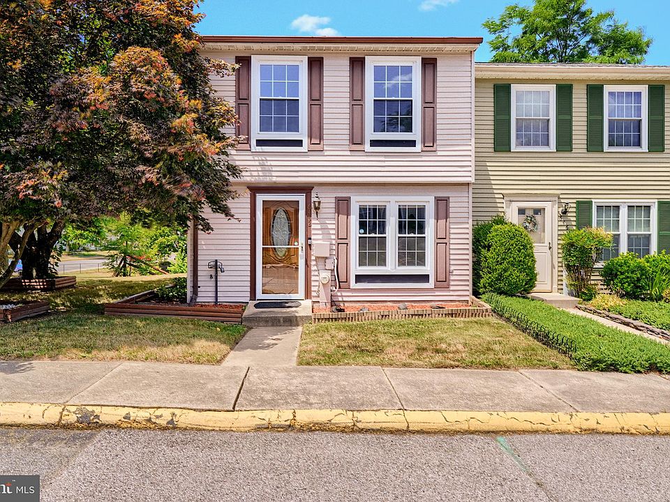 1st image of 6462 Lacrosse Ln NE