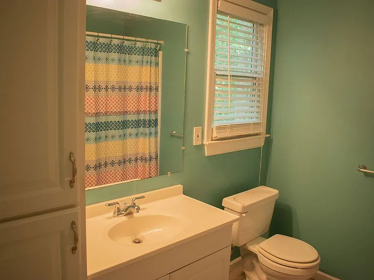 1028 Queensbury Run — Photo 13