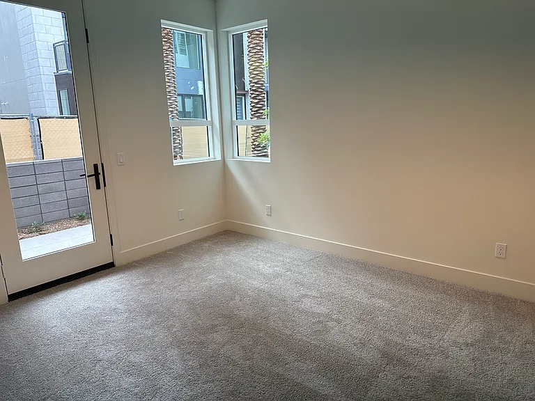 2182 Skylar Pl — Photo 22