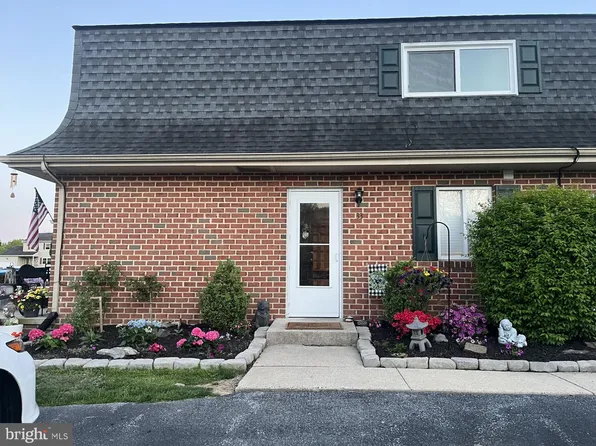 33 Glenview Cir, Dillsburg, PA 17019