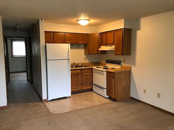 3rd image of 2617 Westwinds Dr APT 5