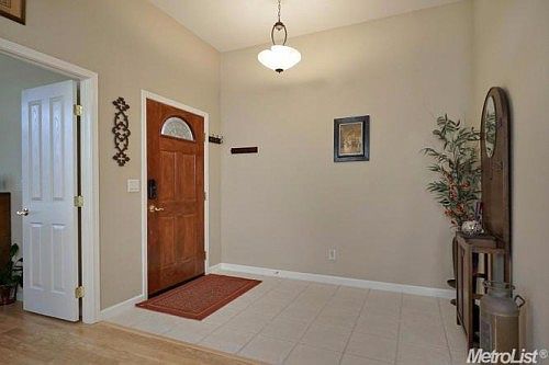 5th image of 3087 Sumatra St
