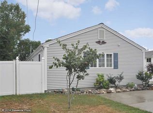 124 Roger Williams Ave, Rumford, RI 02916