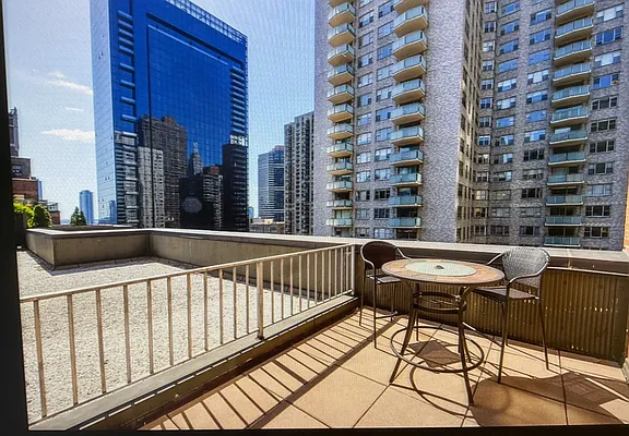 305 East 40th Street #15L