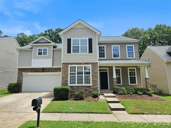 13514 Delstone Dr, Huntersville, NC 28078