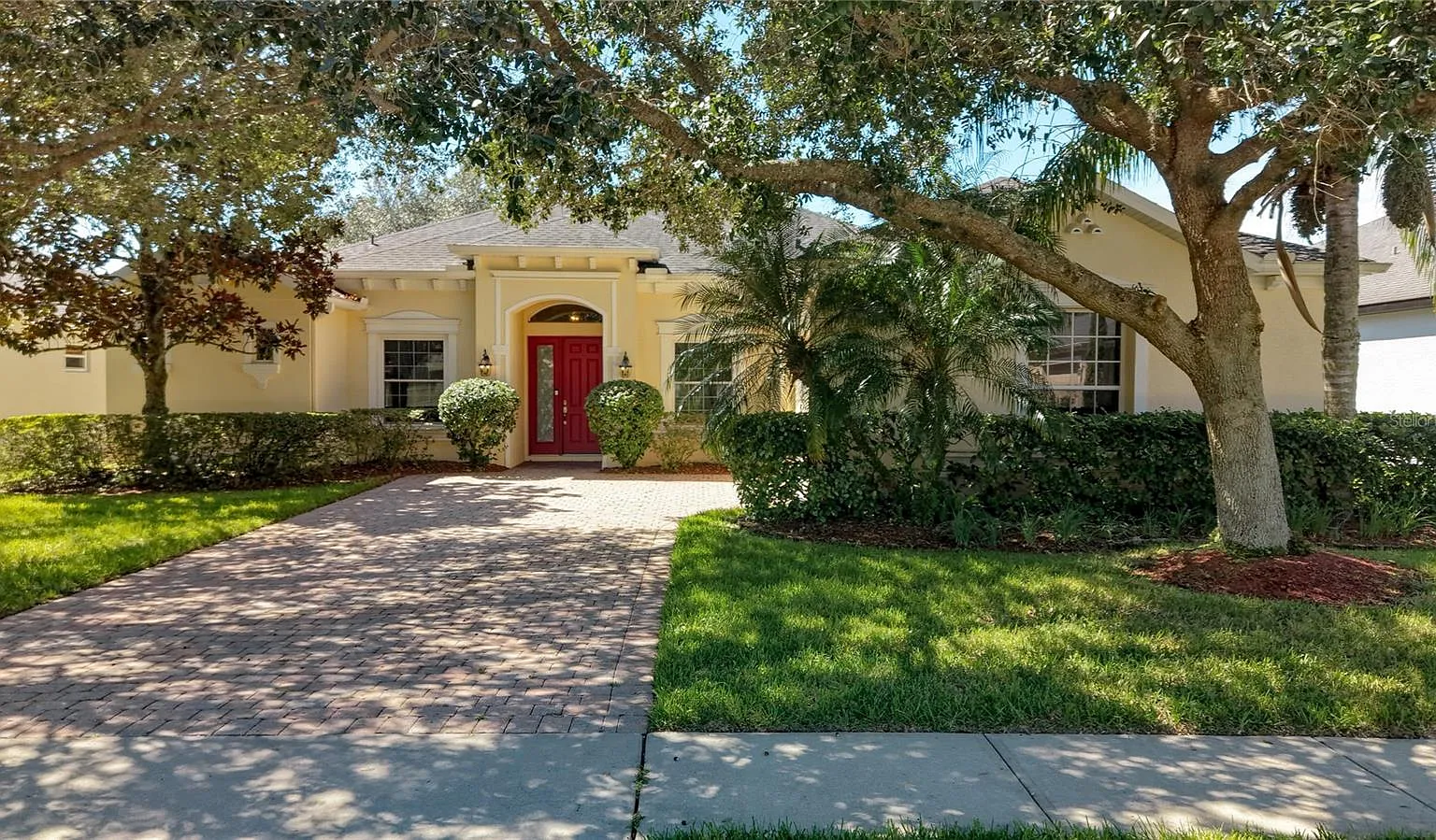 4 bed, 2559 sqft, $3,200 — Photo 4