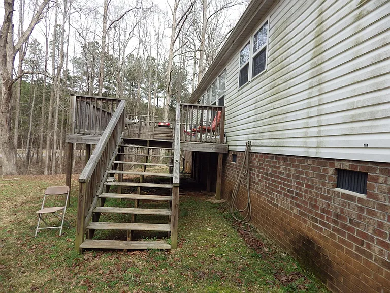 7582 Bayberry Ln — Photo 8