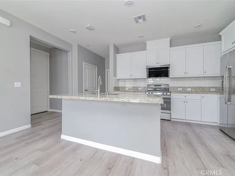16039 Voyager Ave — Photo 7