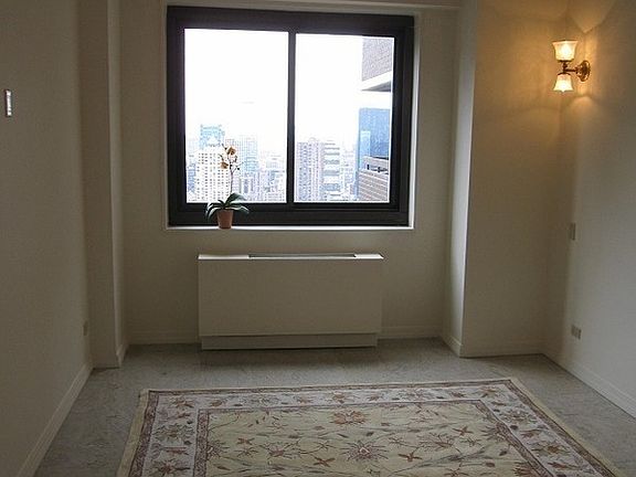 5th image of 347 W 57th St APT 44C