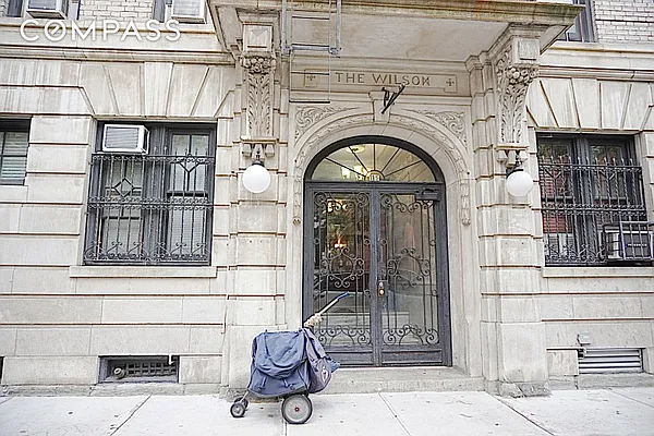 Rented by Compass | media 29