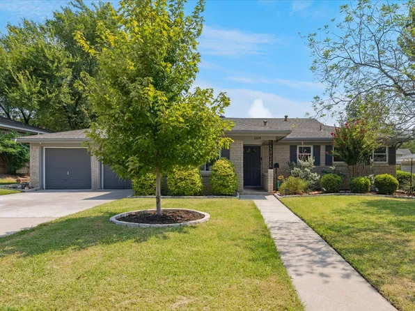 5004 Wyoming Trl, North Richland Hills, TX 76180