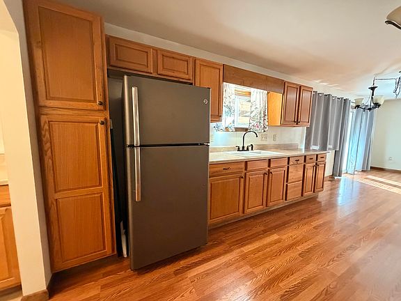 2nd image of 457 Lunsford Way