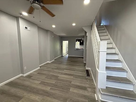 4th image of 27 E Rittenhouse St