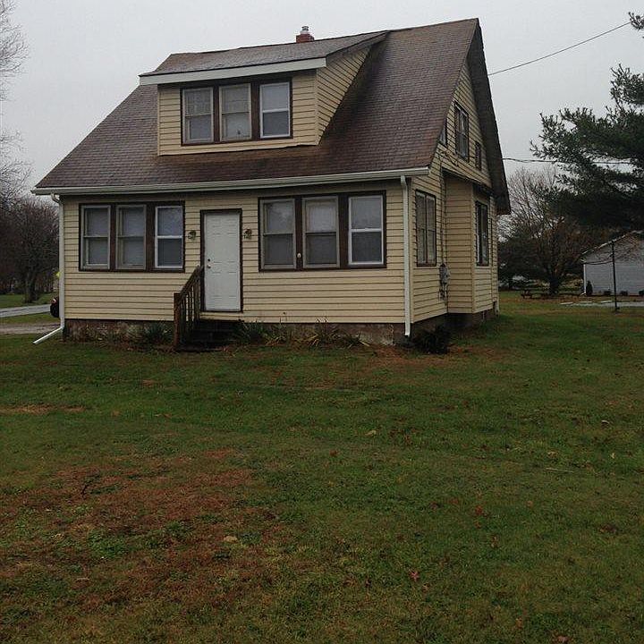 2nd image of 1391 Parvin Mill Rd