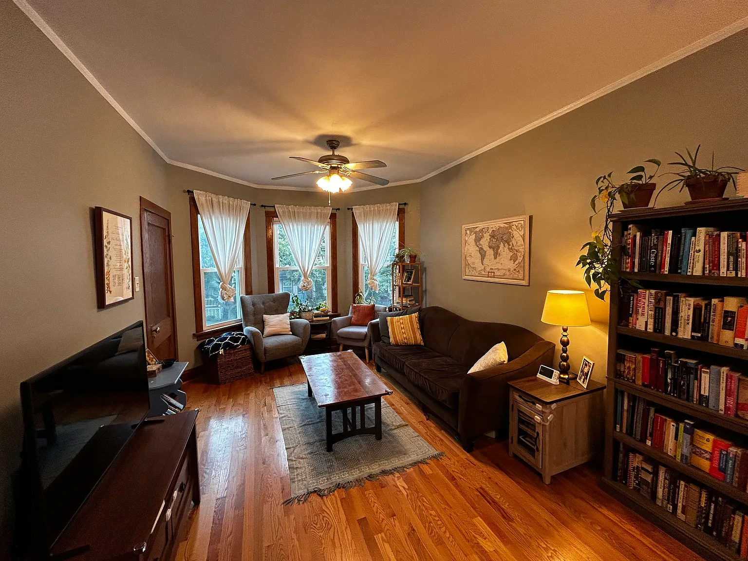 2 bed, 1000 sqft, $2,395 — Photo 1