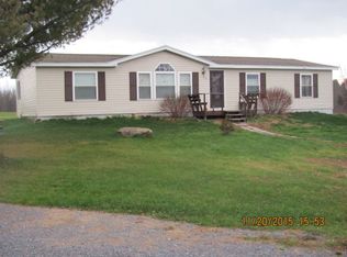 70 Glass Rd, Champlain, NY 12919