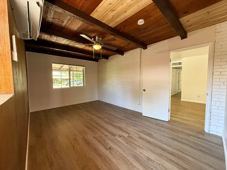 1514 W Rovey Ave — Photo 31