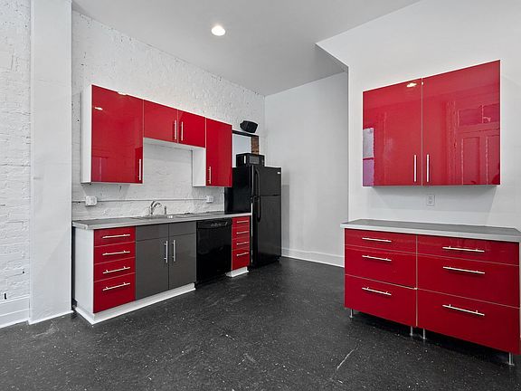 5th image of 116 Lyon St