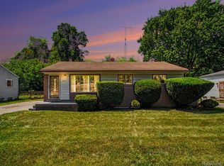 6075 Detroit St, Mount Morris, MI 48458