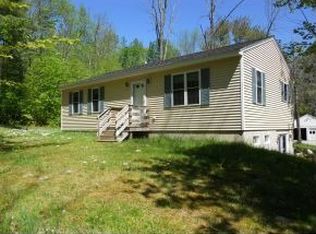 4 Hunter Ln, Farmington, NH 03835