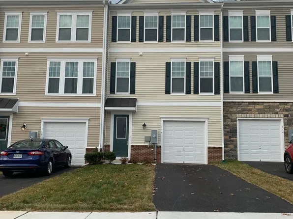 116 Sequoia Dr, Winchester, VA 22602