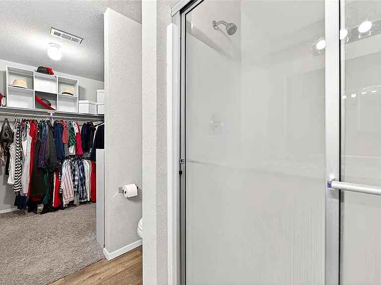 303 Poppy St — Photo 17