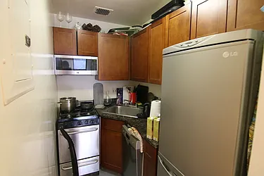 Rented by Guidance Realty Corp.