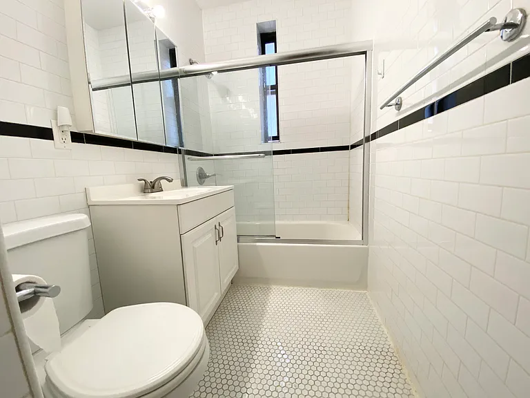 55 E Houston St #5H — Photo 5