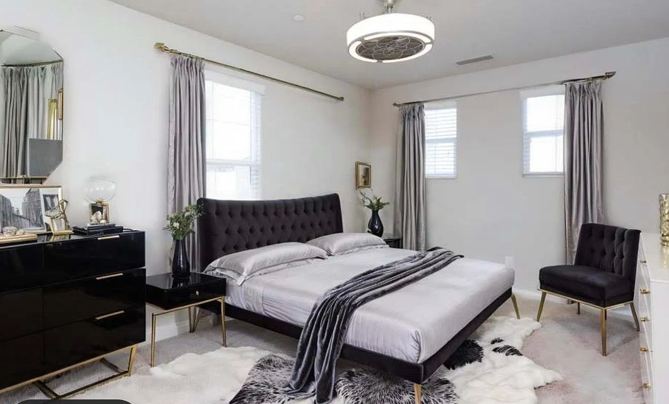 3 bed, 2.5 bath, 1660 sqft, $2,400 — Photo 1