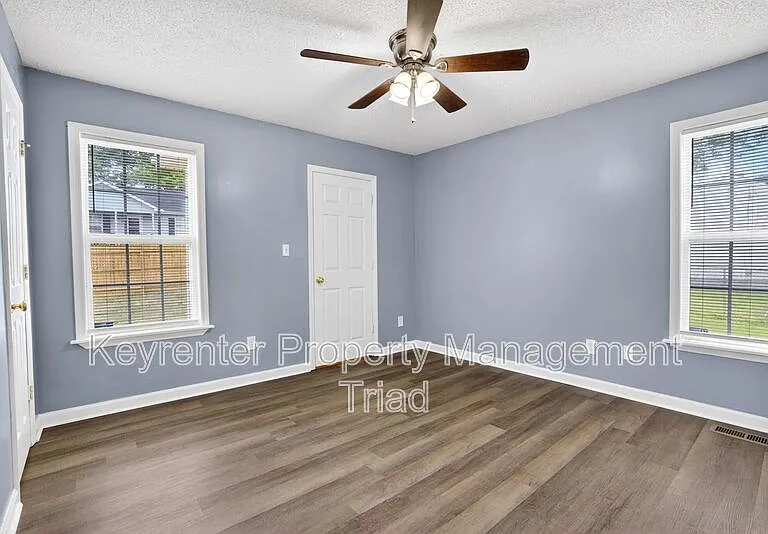 1608 McPherson St — Photo 19