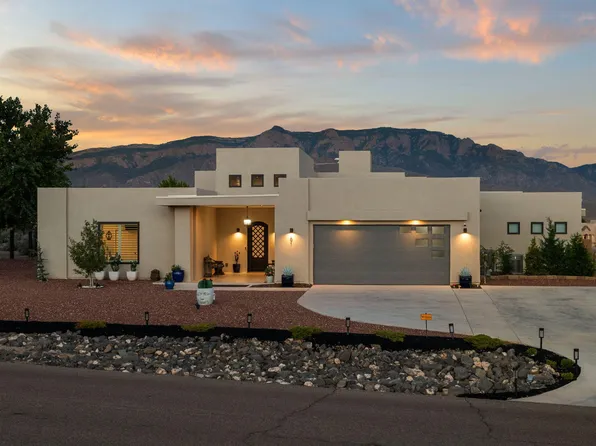 61 Don Julio Rd, Corrales, NM 87048