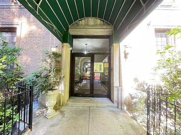 4th image of 35-27 81ST #6E