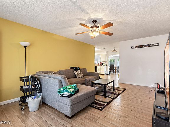 5th image of 2307 W Osage Ave