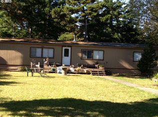 230 Mather Dr, Port Orford, OR 97465